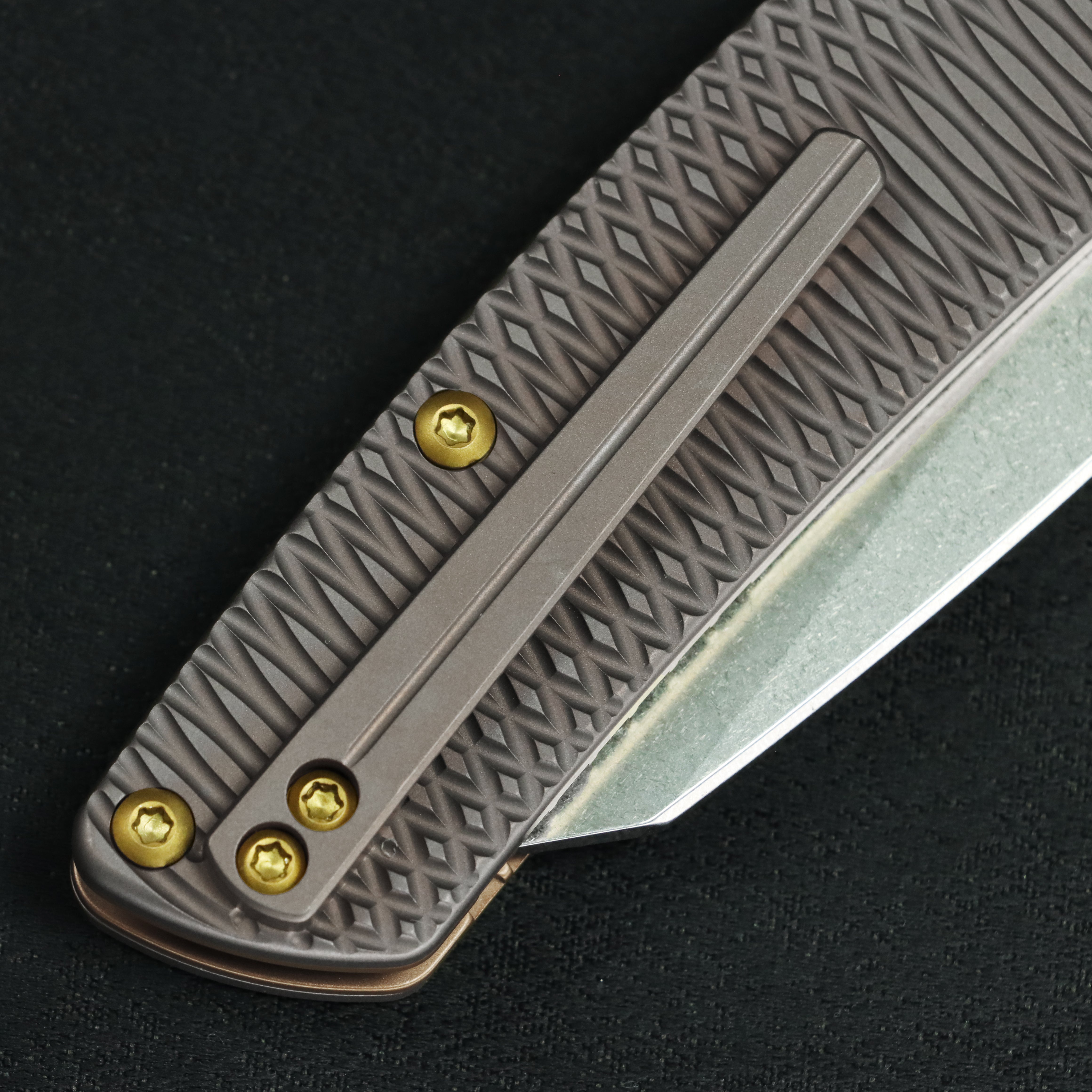 Kansept Main Street | Top Liner Lock | Bronze Anodized Titanium