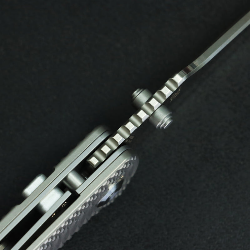 Kansept Main Street | Top Liner Lock | Bead Blasted Titanium with Putter Pattern | 3.36" M390 Blade | K1015H7
