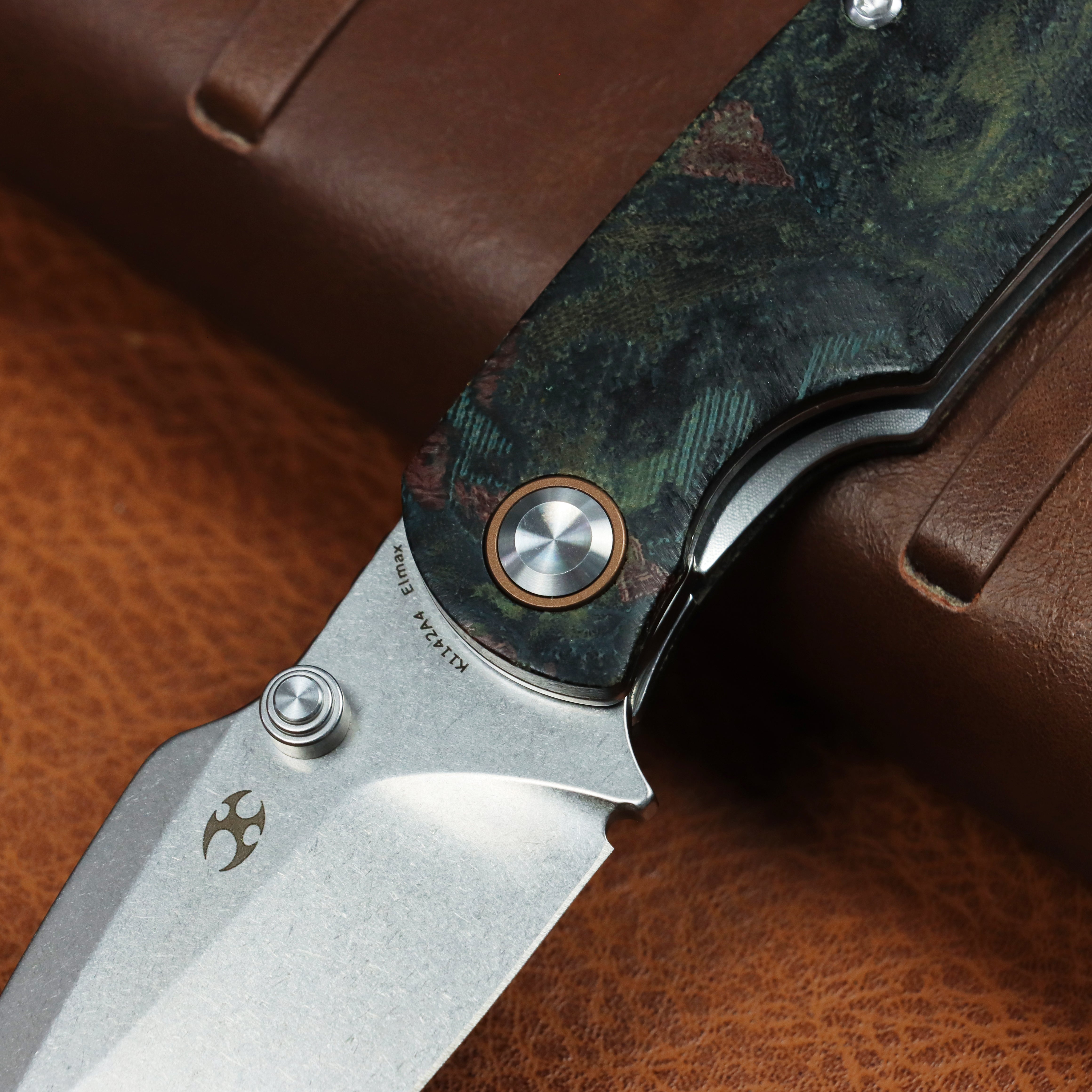 Falk | Limited Version | Liner Lock | Green Rag Burl Canvas