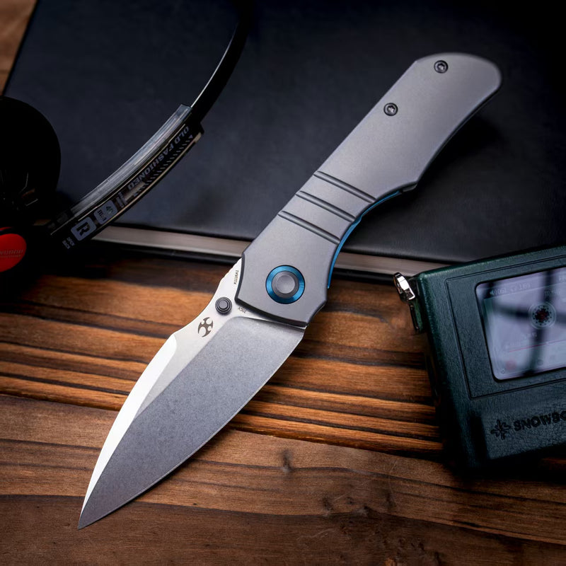 Kansept Mini Lanza | Thumb Stud | Gray Stonewashed Titanium | 3.31" CPM 20CV Blade | Brandon Corbin Designed | K1116A1